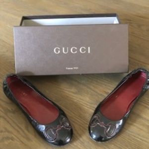 Gucci Leather Flats
